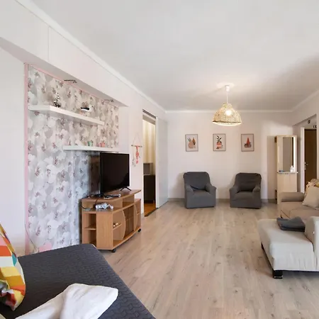 Luxurious Living - Da Rocha Daire